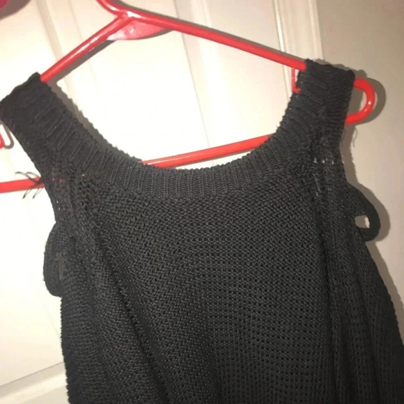 Long Sleeve Black Sweater - Picture 4 of 4